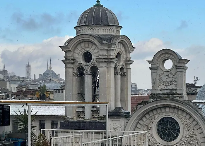 Mr Lion Kumkapi Hotel *