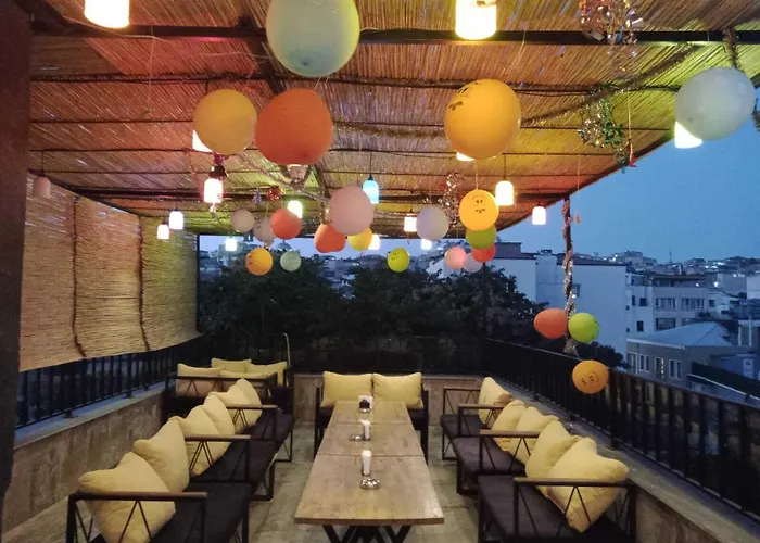 Mr Lion Kumkapi Hotel