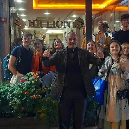 Mr Lion Kumkapi מלון