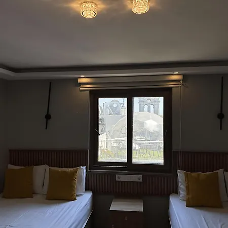 Mr Lion Kumkapi מלון